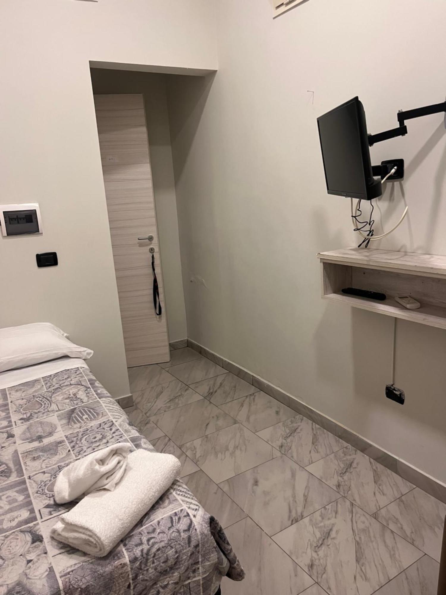 Oceania Hotel Naples