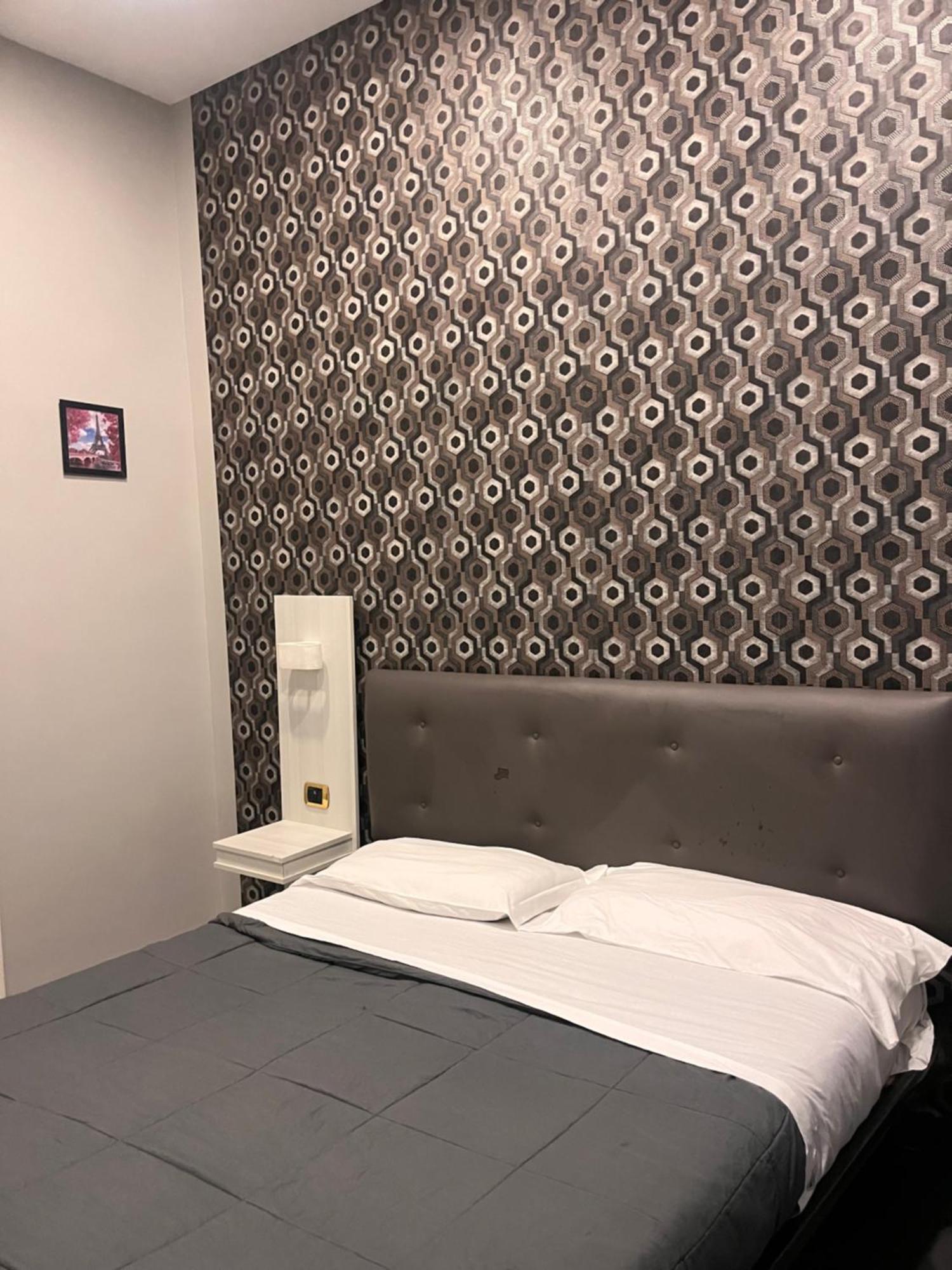 Oceania Hotel Naples